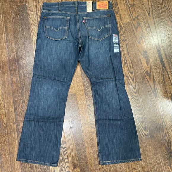 NEW With Tags Levi's 527 Slim Bootcut Jeans 38 x 30 Dark Wash with Fading - Picture 2 of 13